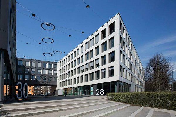 EU Business School