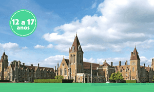 Passe as férias na Inglaterra com o Nike Sports Camp na tradicional Charterhouse School. O programa combina aulas de inglês, treinos esportivos com profissionais e atividades culturais.